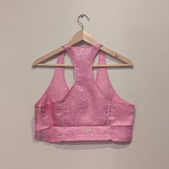 Dawang Bu Sleeveless Top - Picture 4 of 5